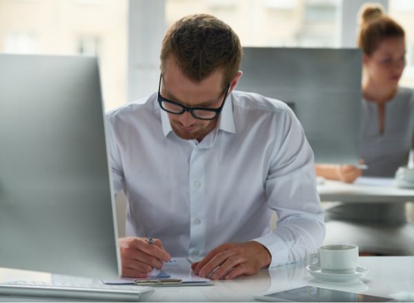 La formation d'anglais permet au responsable de communication de monter en niveau. à Moulins